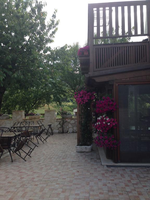 Agriturismo Capriccio Di Giove Cansano Buitenkant foto